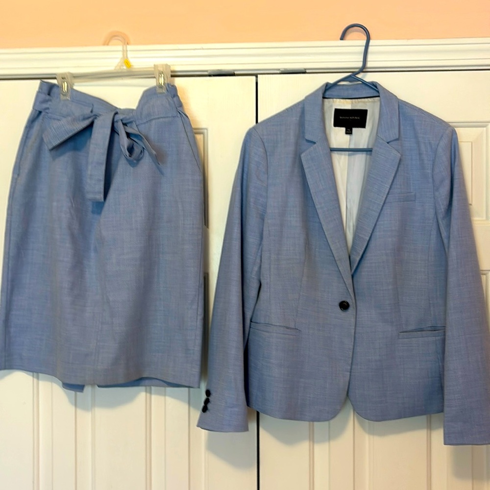 Women’s Suit